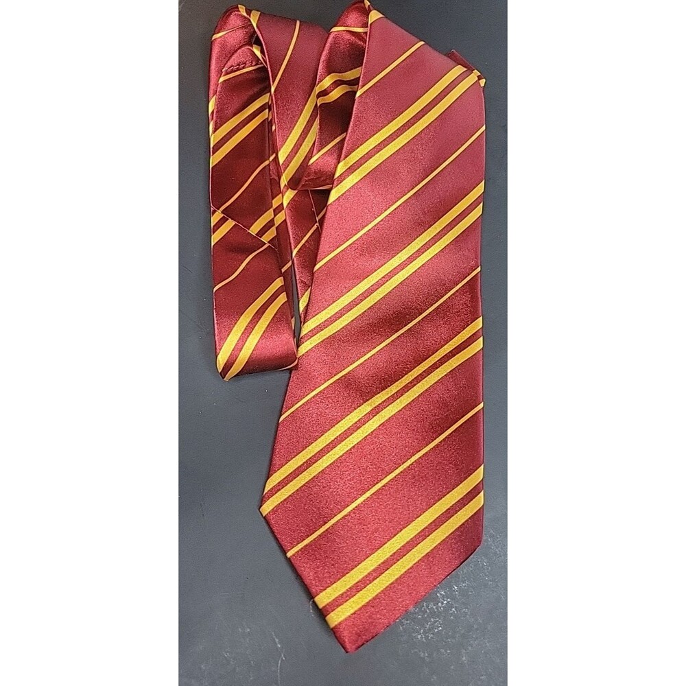 The‎ Wizarding World Of Harry Potter Gryffindor Necktie Tie Halloween Cosplay